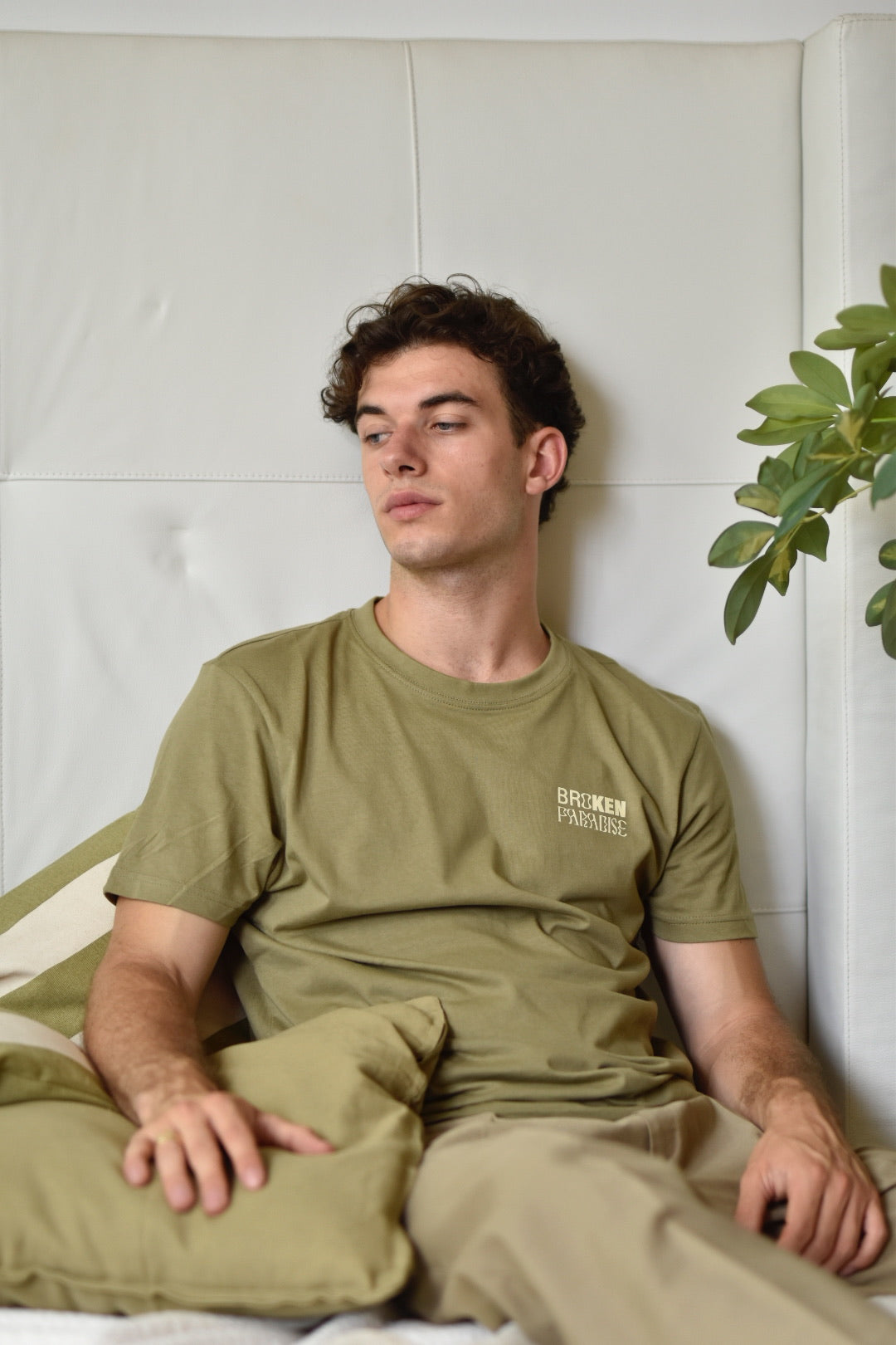 KHAKI GOLDEN FLAME TEE